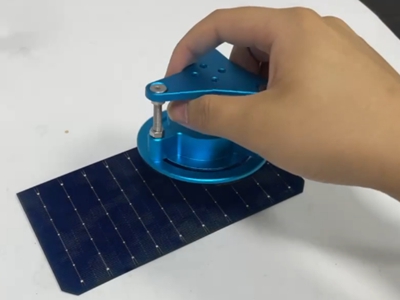 Non contact suction cup adsorption photovoltaic silicon wafer